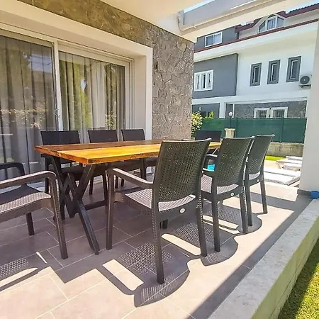 Villa Phoenix